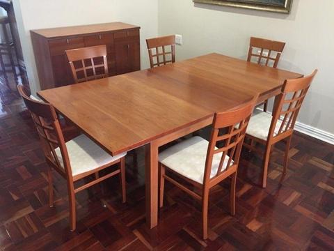 Cherry wood dining room set, extendable table 6 chairs and sideboard
