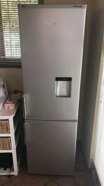 Hisense Tall Fridge; With Water Dispenser