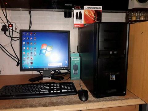 COMPLETE PC WITH 17 INCH DELL LCD SCREEN