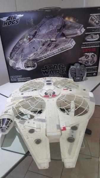 DRONE FOR SALE / OFFICIAL STAR WARS DRONE TOY / MILLENNIUM FALCON XL COLLECTOR'S ITEM