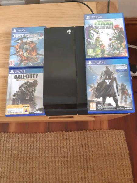 Ps4 with 5games