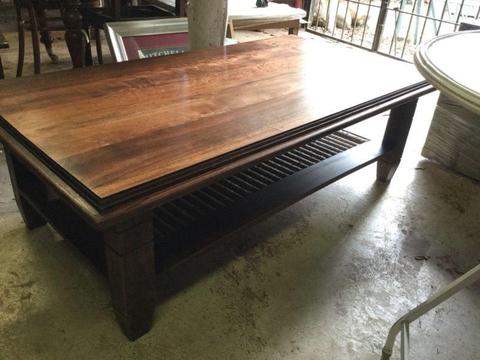 Coffee table is amazing! Another heyjudes revamp NEW to YOU a rare large table at a deal!