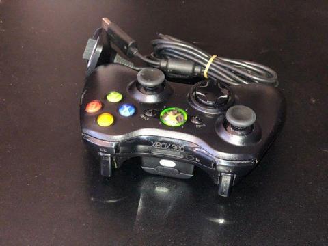 Like New Wireless Xbox 360 Controller with Rechargeable Battery Pack & Charger for Sale