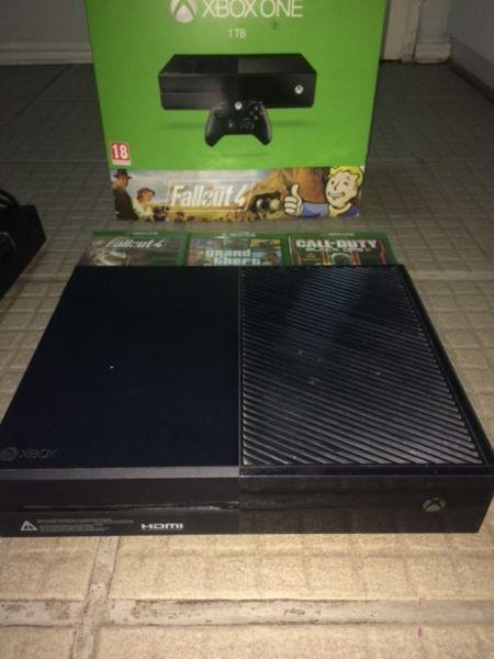 Xbox One 1 Terabyte| Fallout 4,Black Ops 3| 1 Controller