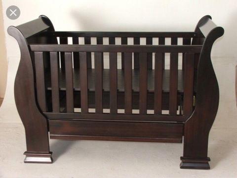 Stunning Sleigh cot & Chest of Drawers Combo for Sale