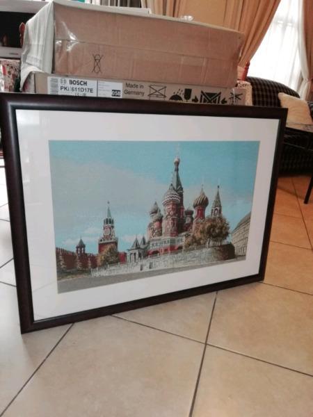 Large framed picture R100