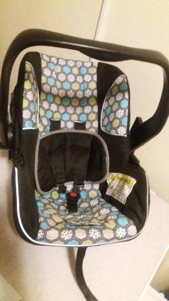 Chellino pram and infant car seat travel system