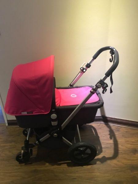 Bugaboo chameleon 2 with accessories