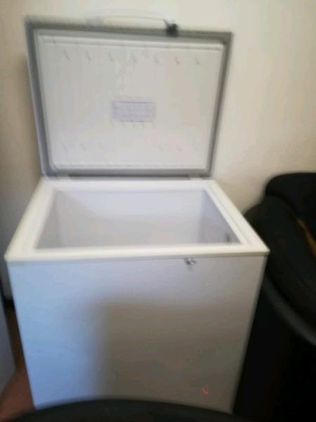 Defy deep freezer to sale good condition