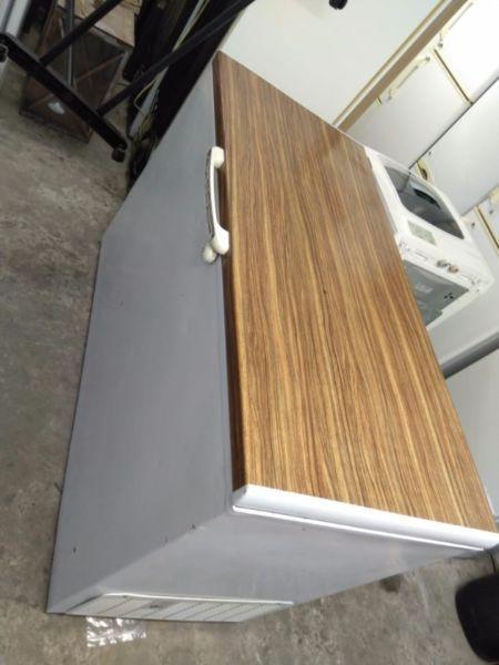 We are Buying,Fridges and Freezers, CASH!