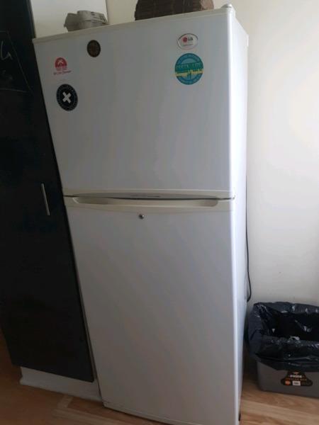 Refrigerator LG perfect condition