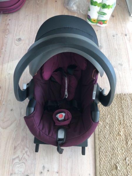 Stokke izi go car seat