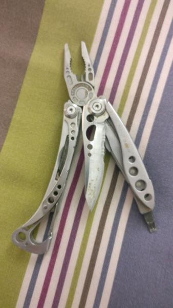 Leatherman Skeletool