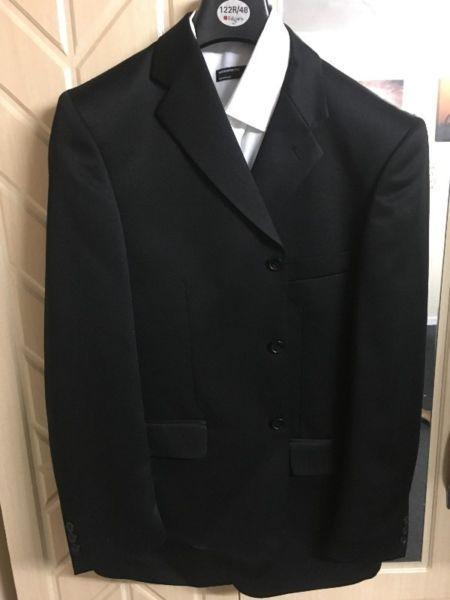 Signature Mens Suit - PRICE REDUCED 27-07 !!!!
