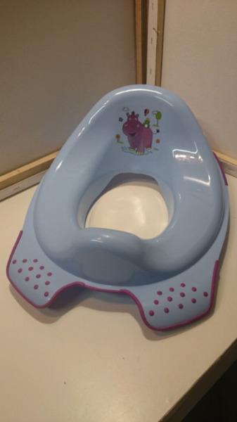 Purple baby potty seat