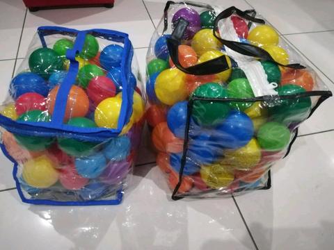 Kids plastic balls