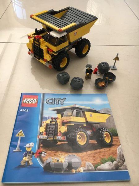 LEGO Mining Truck & accessories