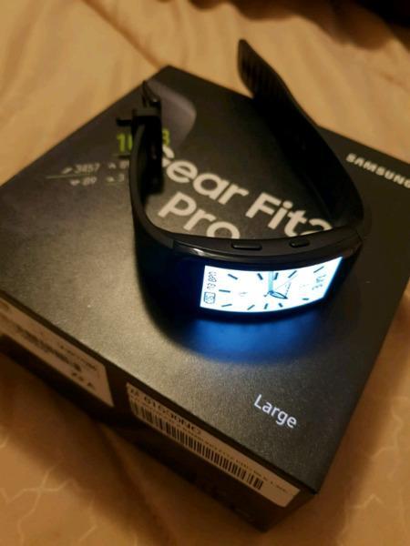 Gear Fit 2 Pro Black Large 