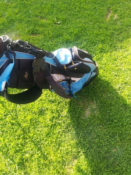 Cobra stand golf bag for R250 Boss two ball putter for R150 Adams Tightlies 3 wood (15”) for R650