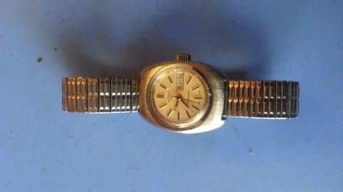 VINTAGE AUTOMATIC/KINETIC LADYS WATCHES R350 EACH