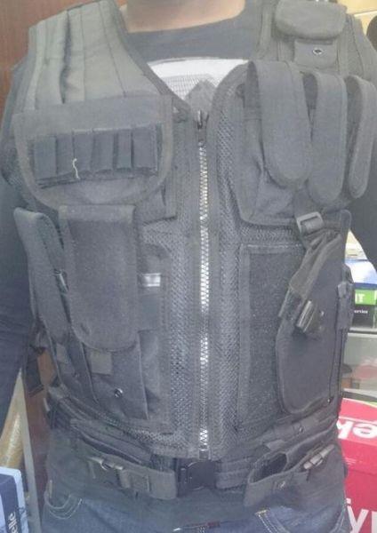 TACTICAL VEST - ONE SIZE FITS ALL