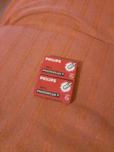 Philips photoflux flash bulbs 2 boxes