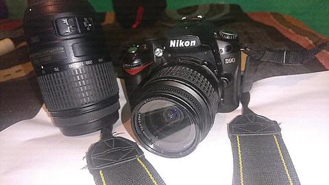 Nikon D90 +2 lenses