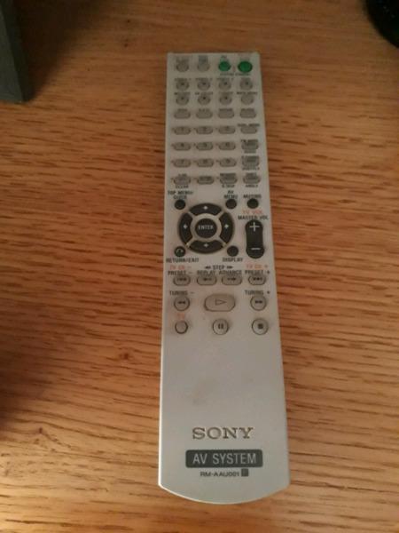 Sony remote rm-aau001