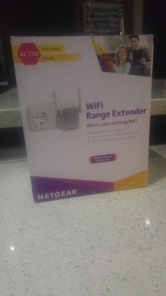 Net gear Wi-Fi extender