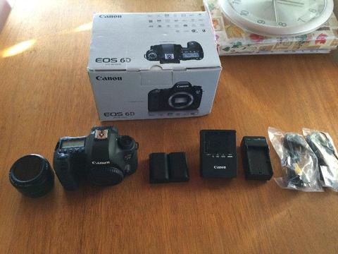 Canon 6D Mk1 Full Frame DSLR - Immaculate & loads of extras
