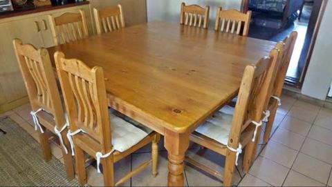 Oregan pine dinner table
