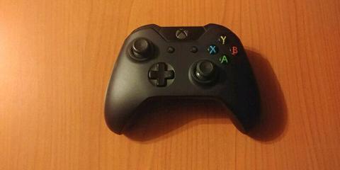 Xbox one remote and games for sale