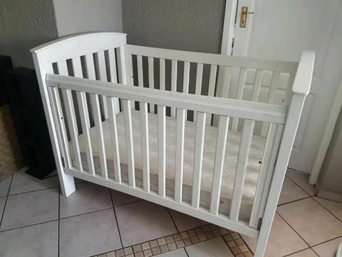 Boori country wooden cot