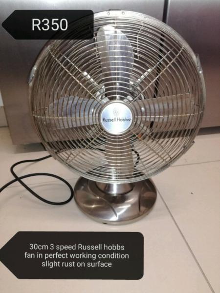 Russell hobbs high velocity desk fan