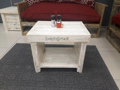 2 x Small White Coffee tables for sale