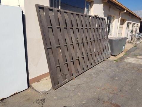 GATE AND POSTS FOR SALE