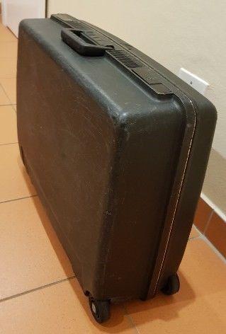 Luggage - Hard Delsey Suitcase