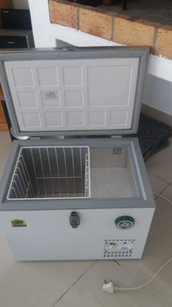 Camp master 40L fridge/freezer
