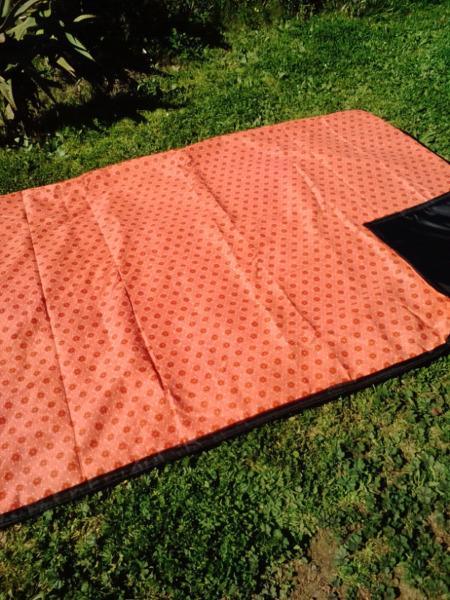 I sell waterproofed picnic blankets