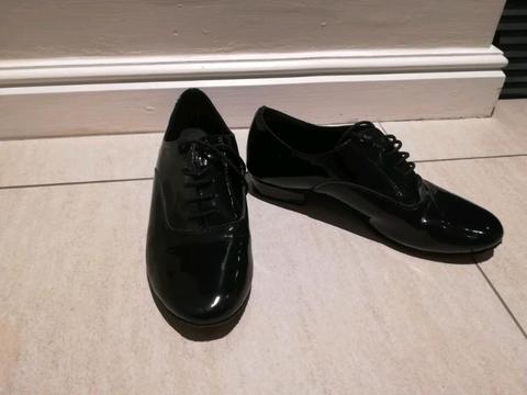 Mens ballroom dancing shoes size 9