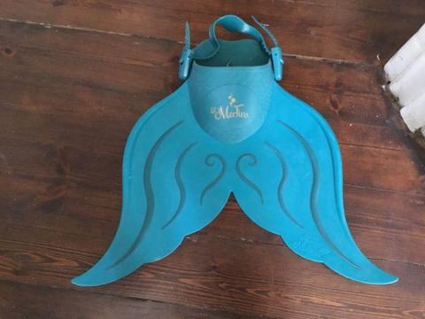 Mermaid tail. Adjustable. For 6-12 year olds
