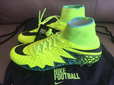 Brand new Nike soccer boots for sale-NEW COLORS RECEIVED