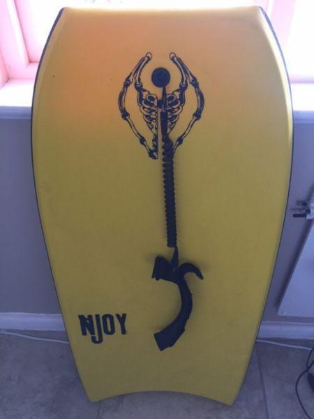NMD njoy body board and churchill fins