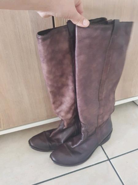 Size 5 knee high brown leather boots for sale