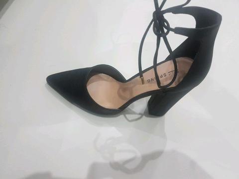 Call it spring black heel size 37 which is size 4
