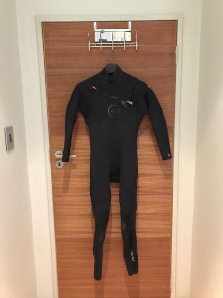 Two 4/3 Wetsuits