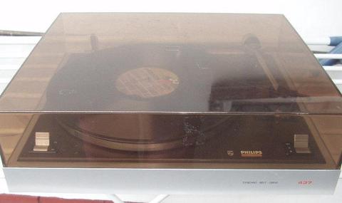 Philips TurnTable - Very old