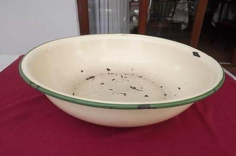 Large Vintage Enamel Dish/Wash Basin, small hole at the bottom-50cm diam, depth 14c