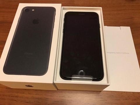 Apple iPhone 7 32gig Mat Black