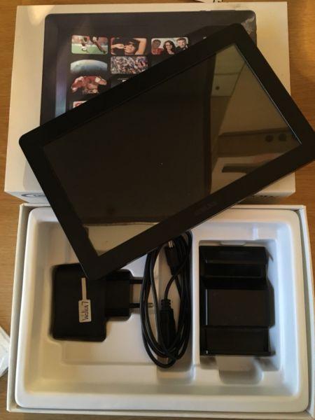 DSTV Walka 7” Portable TV Like New Condition Boxed
